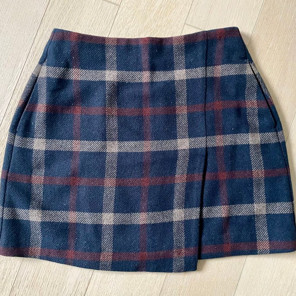 NEW Uniqlo Plaid Wool Knit Mini Skirt
